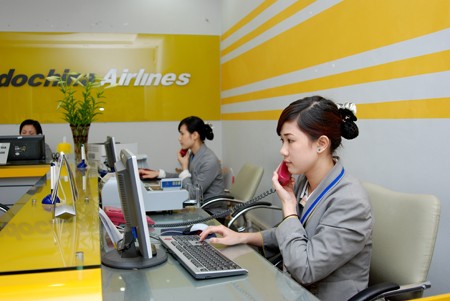 Đầu tháng 12/2011, Indochina Airlines chính thức bị rút giấy phép sau 1 năm ngừng bay.